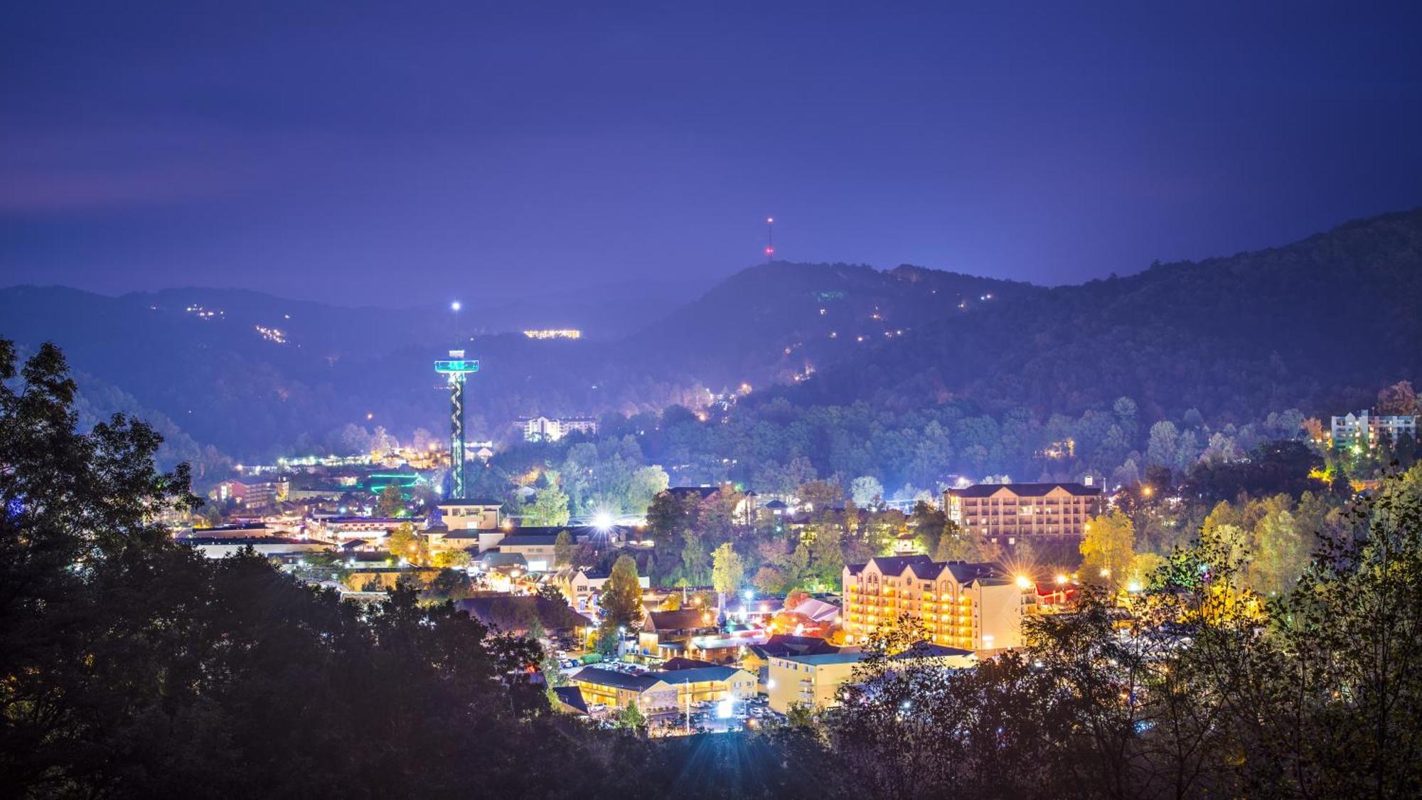 Gritz Carlton, Private Pool, Theater Rm, 1089 Of Free Tickets Each Paid Day, Dollywood And More Sevierville Exterior photo